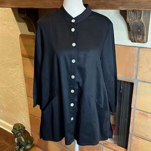 Soft Surroundings black mandarin collar, button up swing blouse, M!